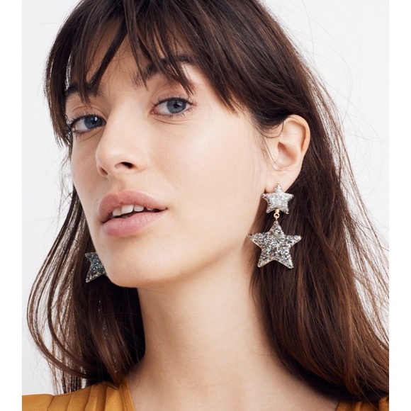 Glitter Star Earrings 🌟 - Picture 2 of 2